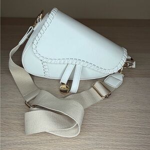 White Small Bag Crossbody/Shoulder Bag